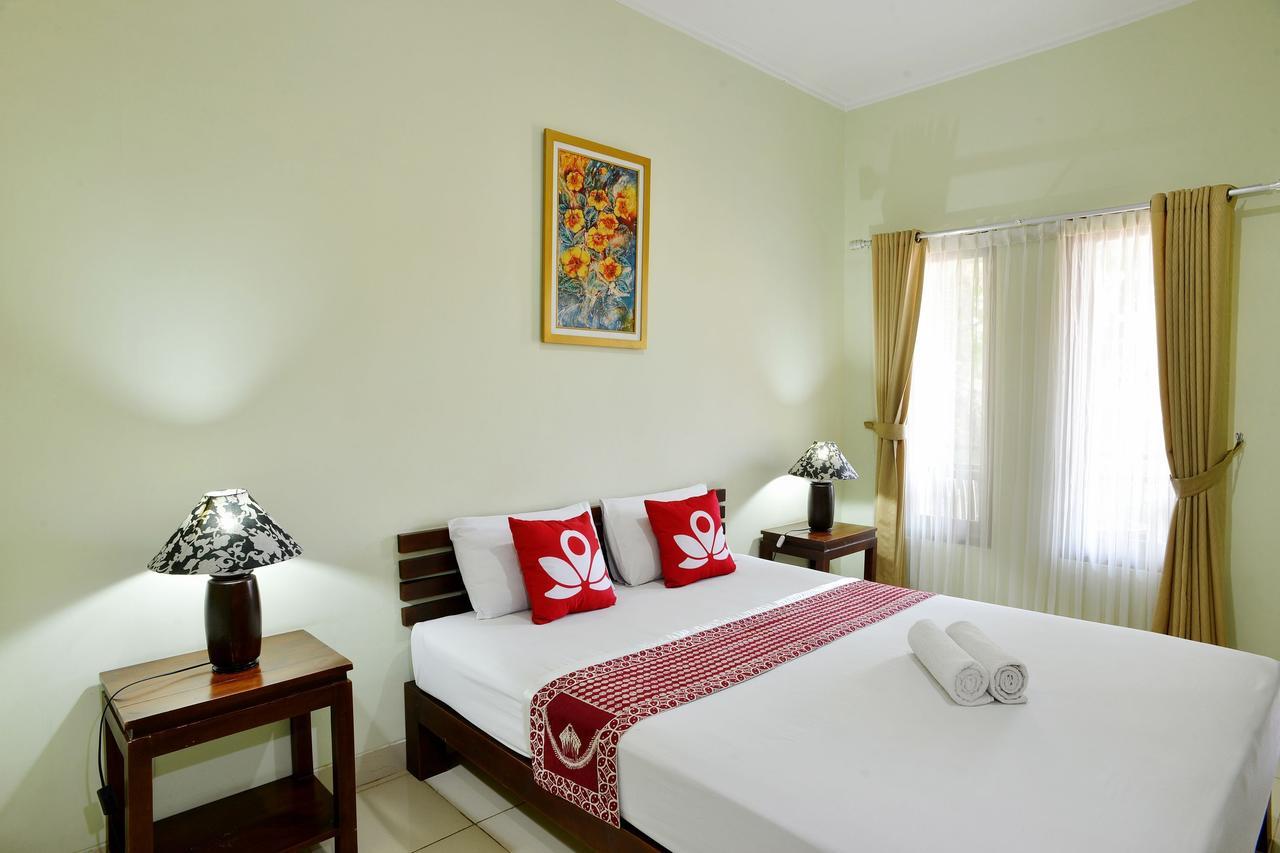 Zen Rooms Pakualaman Jogjakarta Buitenkant foto