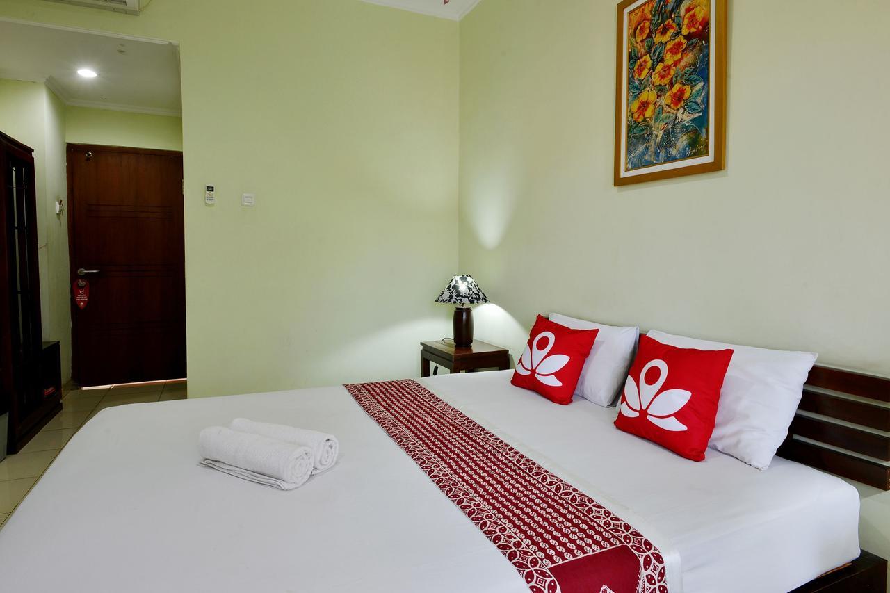 Zen Rooms Pakualaman Jogjakarta Buitenkant foto